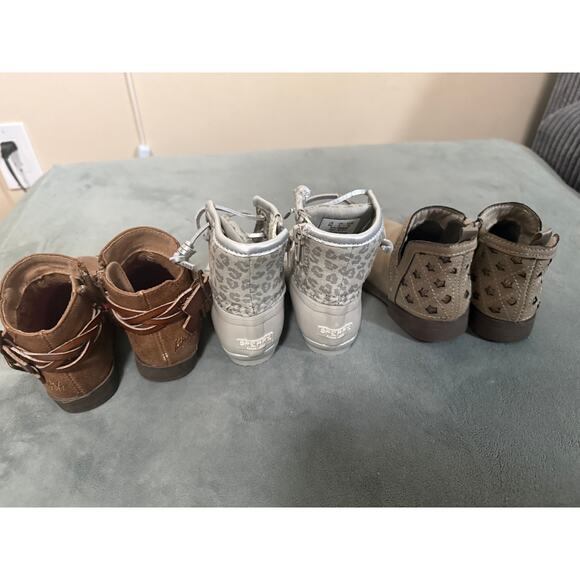 size 6 Toddler boots - Picture 5 of 6